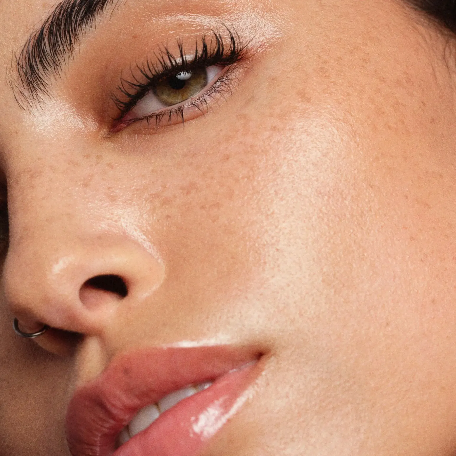 ANASTASIA BEVERLY HILLS Kasvomeikit<Beauty Balm Serum Boosted Skin Tint meikkivoide 18 g