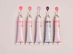 ANASTASIA BEVERLY HILLS Kasvomeikit<Blurring Serum Blush poskipuna