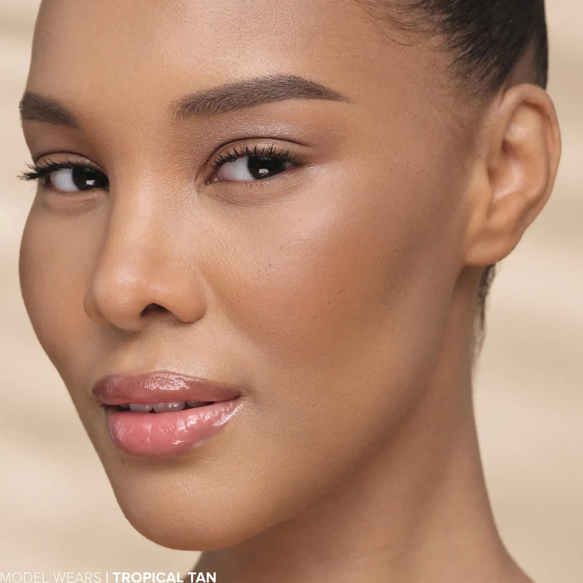 ANASTASIA BEVERLY HILLS Kasvomeikit<Smooth Blur Bronzer -aurinkopuuteri 9 g