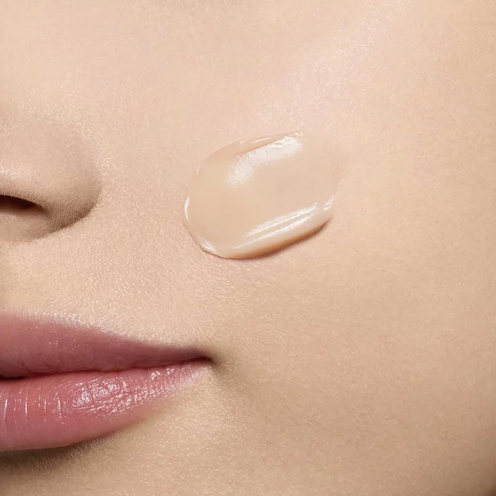 Clarins Kasvojenhoito<Beauty Flash Balm pikakaunistaja 50 ml