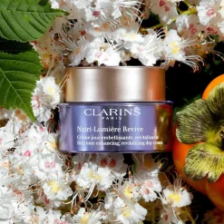 Clarins Kasvojenhoito<Nutri-Lumière Revive hoitovoide 50 ml