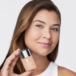 Clinique Hajusteettomat Meikit|Kasvomeikit<Anti Blemish Solutions Liquid Makeup meikkivoide 30 ml