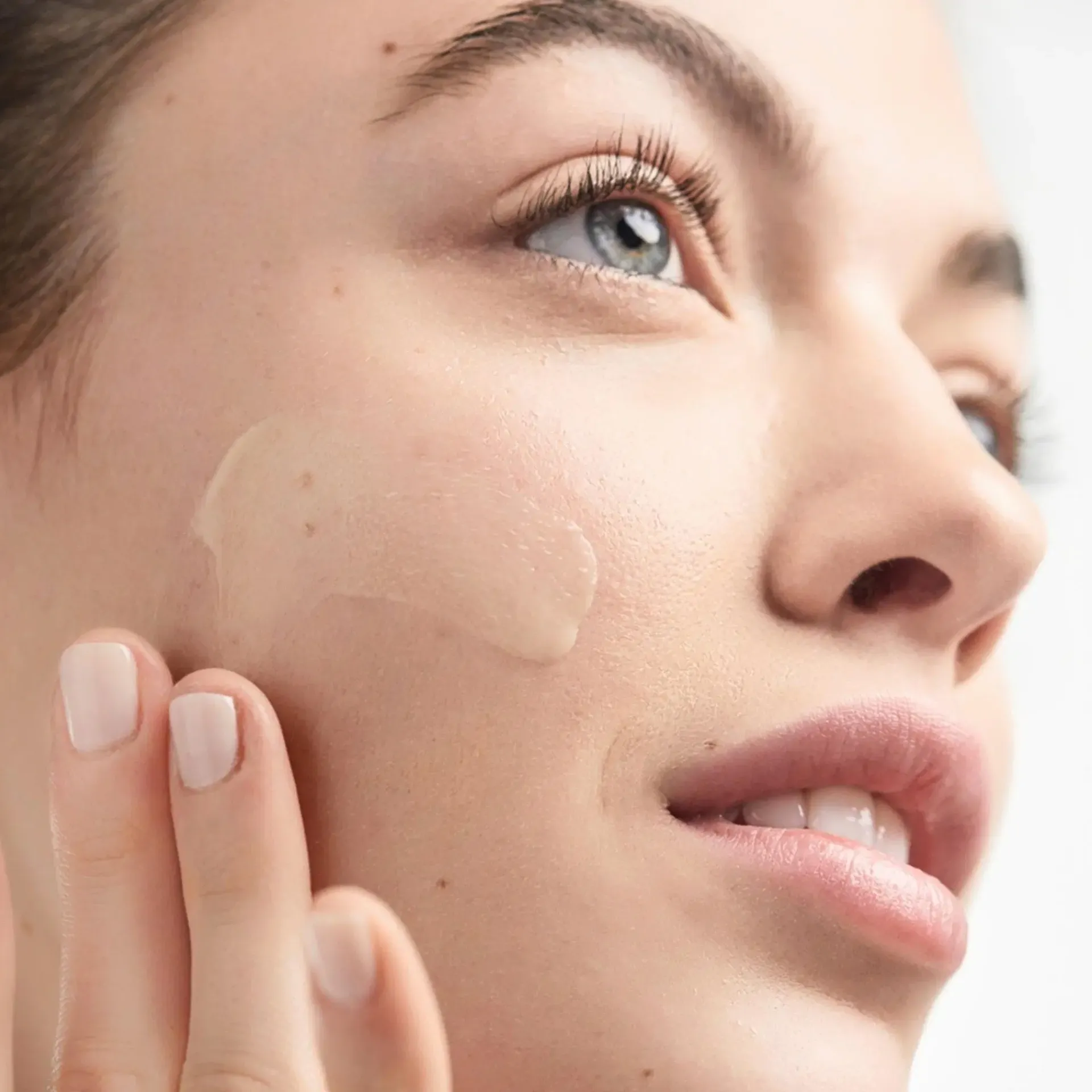 Clinique Hajusteettomat Ihonhoidon Tuotteet|Kasvojenhoito<Dramatically Different Moisturizing Lotion+ kosteusemulsio 50 ml