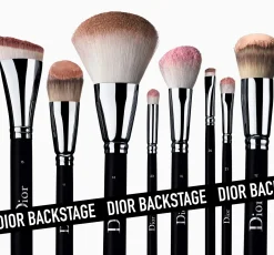 DIOR Meikkisiveltimet Ja -Välineet<BACKSTAGE Powder Brush N14 puuterisivellin