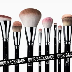 DIOR Meikkisiveltimet Ja -Välineet<BACKSTAGE Retractable Lip Brush N31 huulipunasivellin
