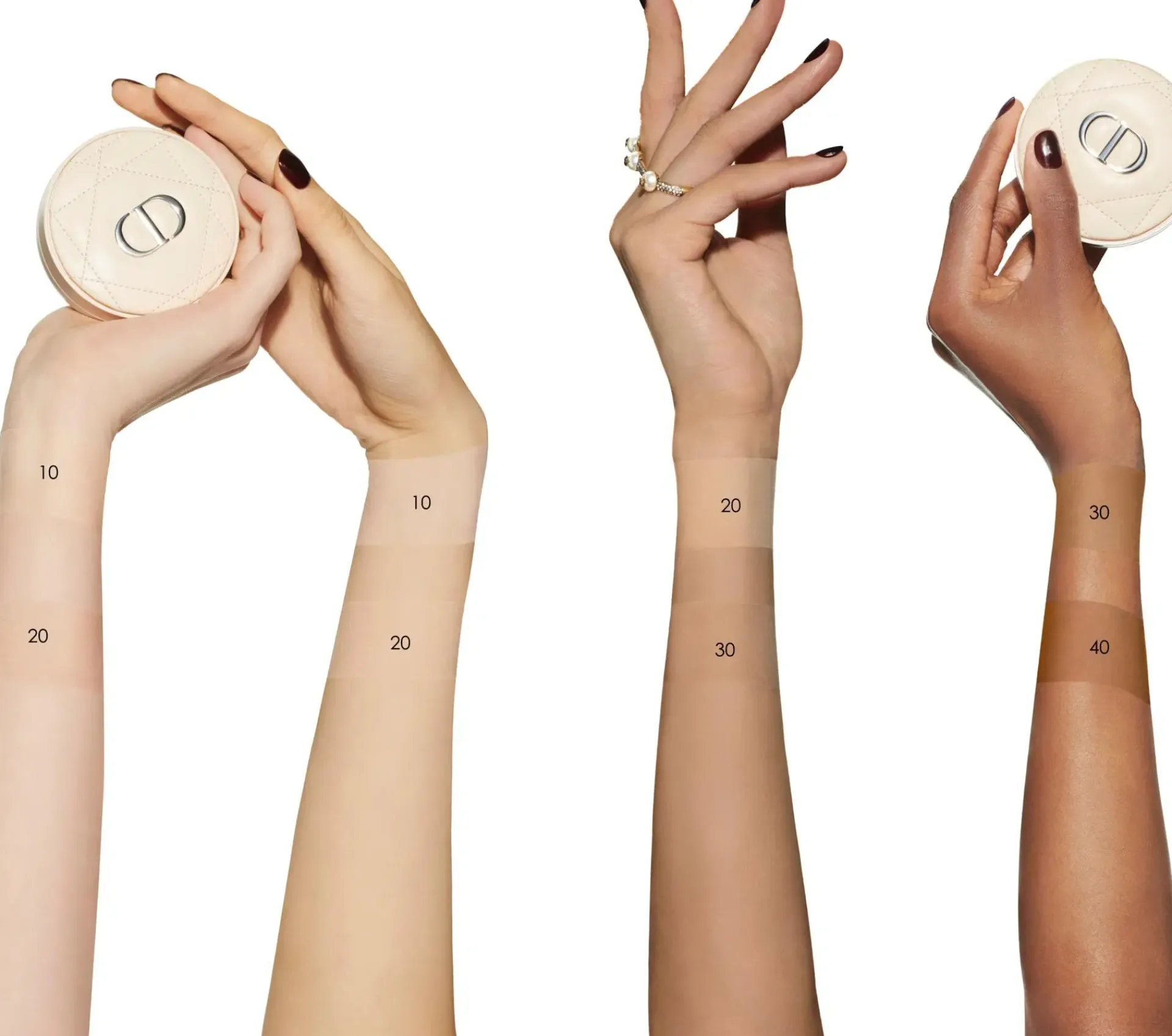 DIOR Kasvomeikit<skin forever cushion poudre irtopuuteri 10g