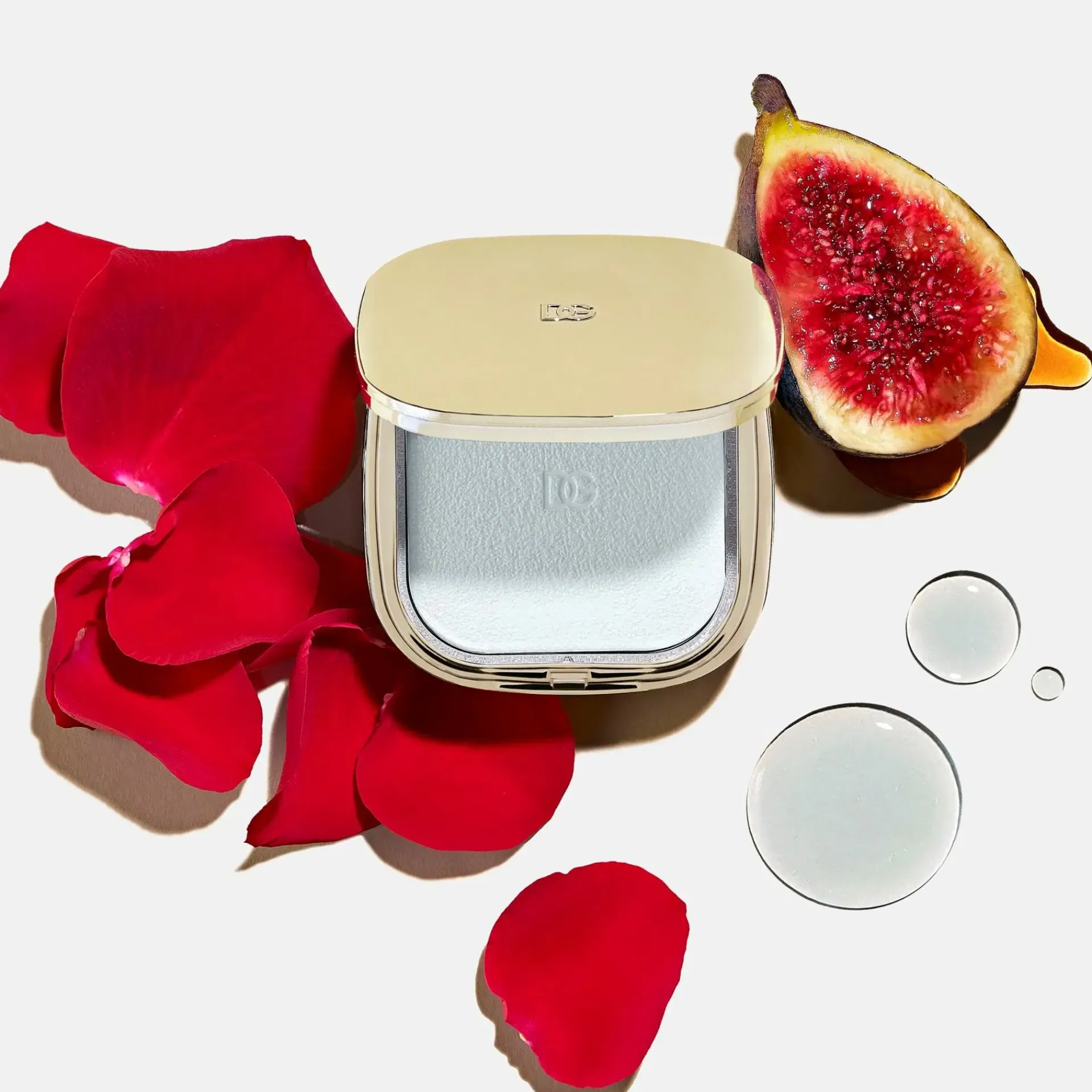 Dolce u0026 Gabbana Kasvomeikit<Dolce & Gabbana Fig Skin Perfector Shine Control Blurring Powder viimeistelypuuteri 6,5 g