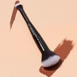 e.l.f. Meikkisiveltimet Ja -Välineet<cosmetics Complexion Duo Brush meikkisivellin