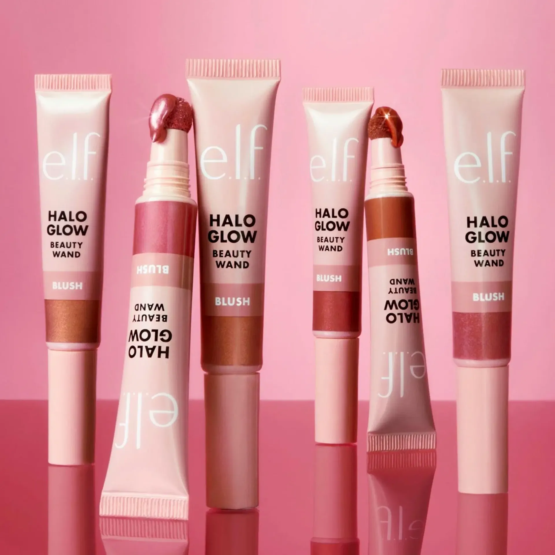 e.l.f. Kasvomeikit<Halo Glow Blush Beauty Wand poskipuna 10 ml