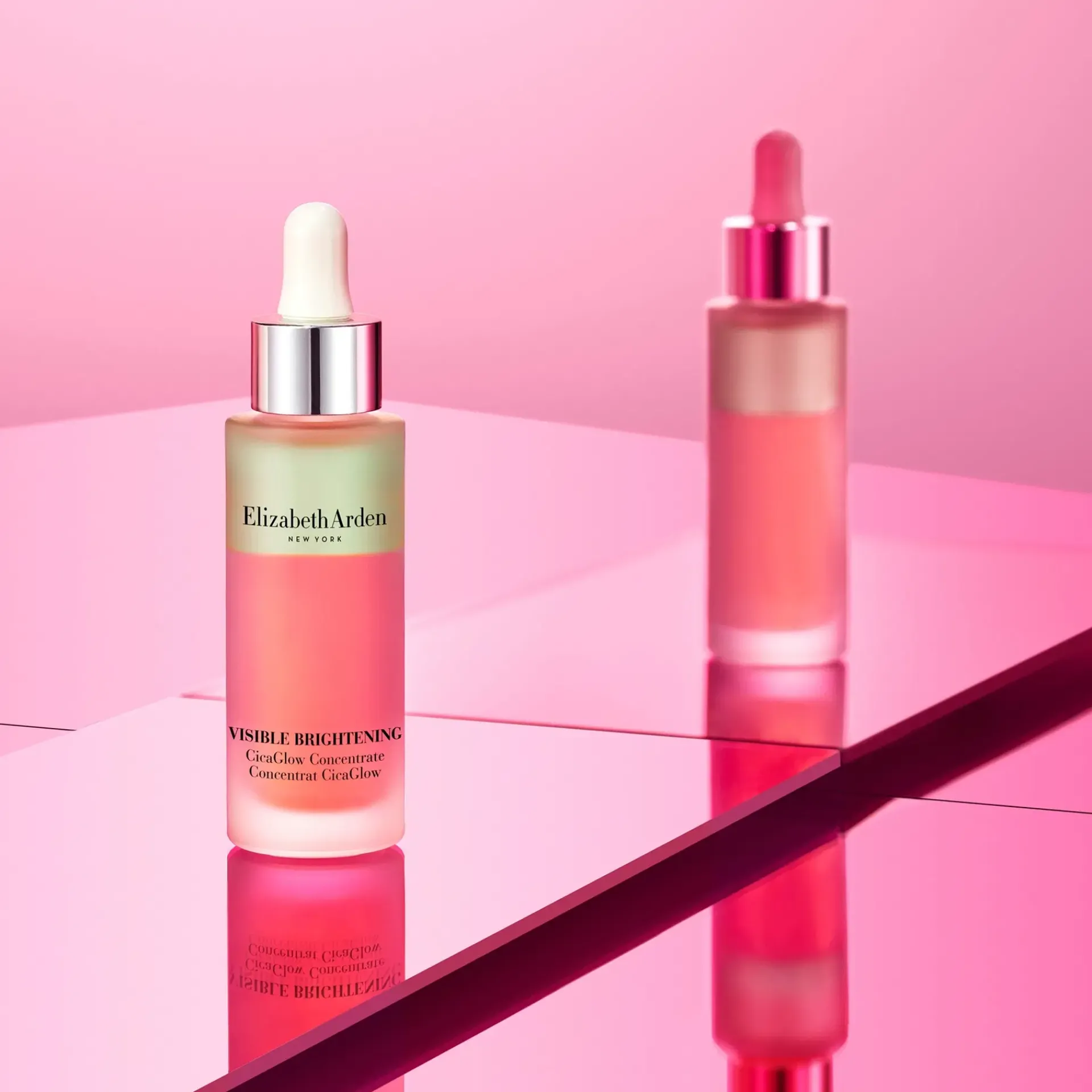 Elizabeth Arden Kasvojenhoito<Visible Brightening Cica Glow seerumi 30 ml