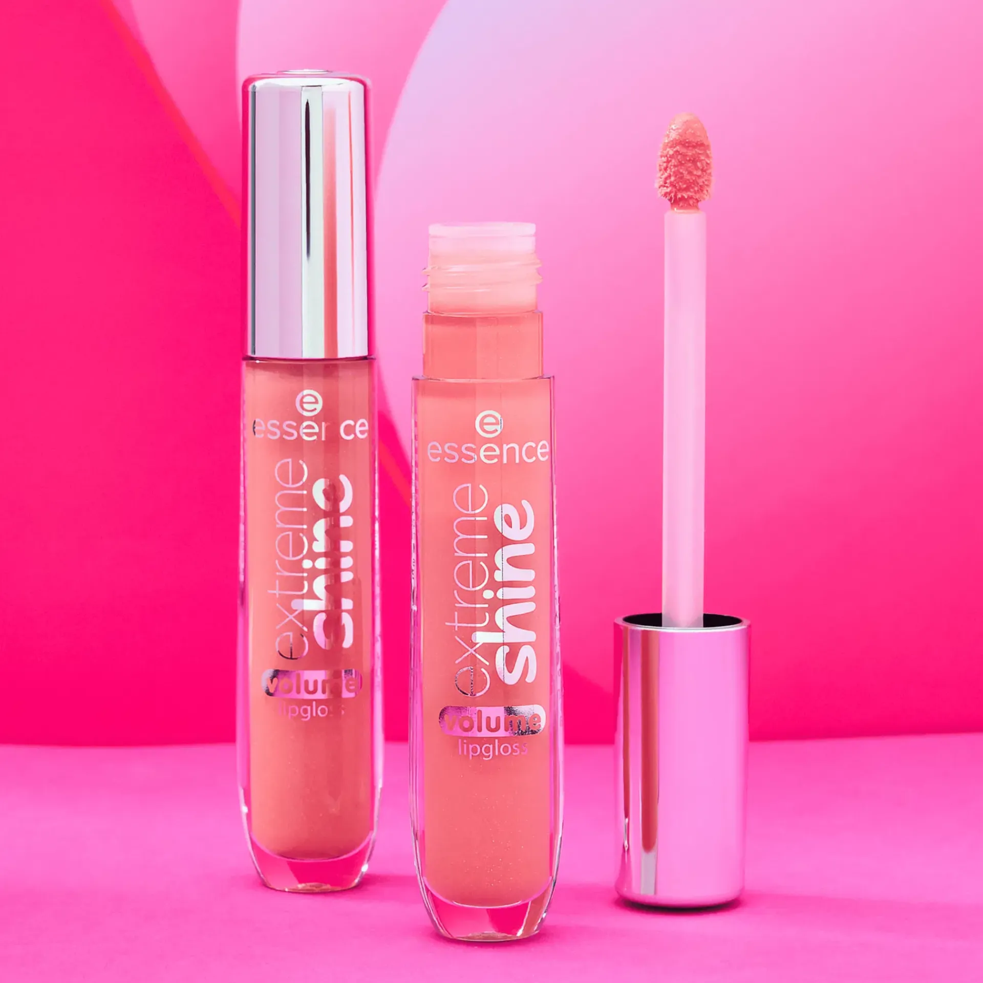Essence Huulimeikit<extreme shine volume lipgloss 12 Dazzling Apricot 5 ml