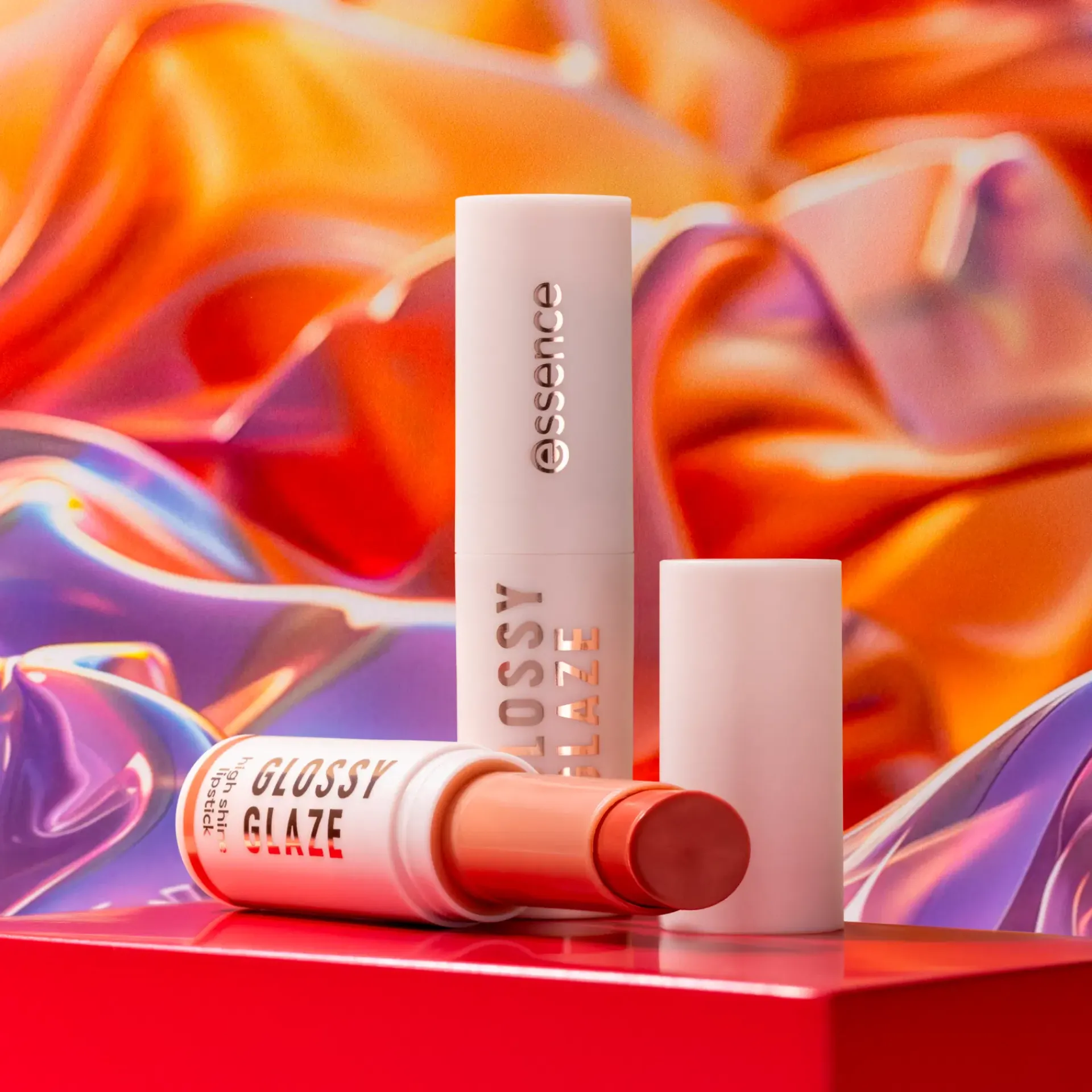 Essence Huulimeikit<GLOSSY GLAZE high shine lipstick 1.9 g