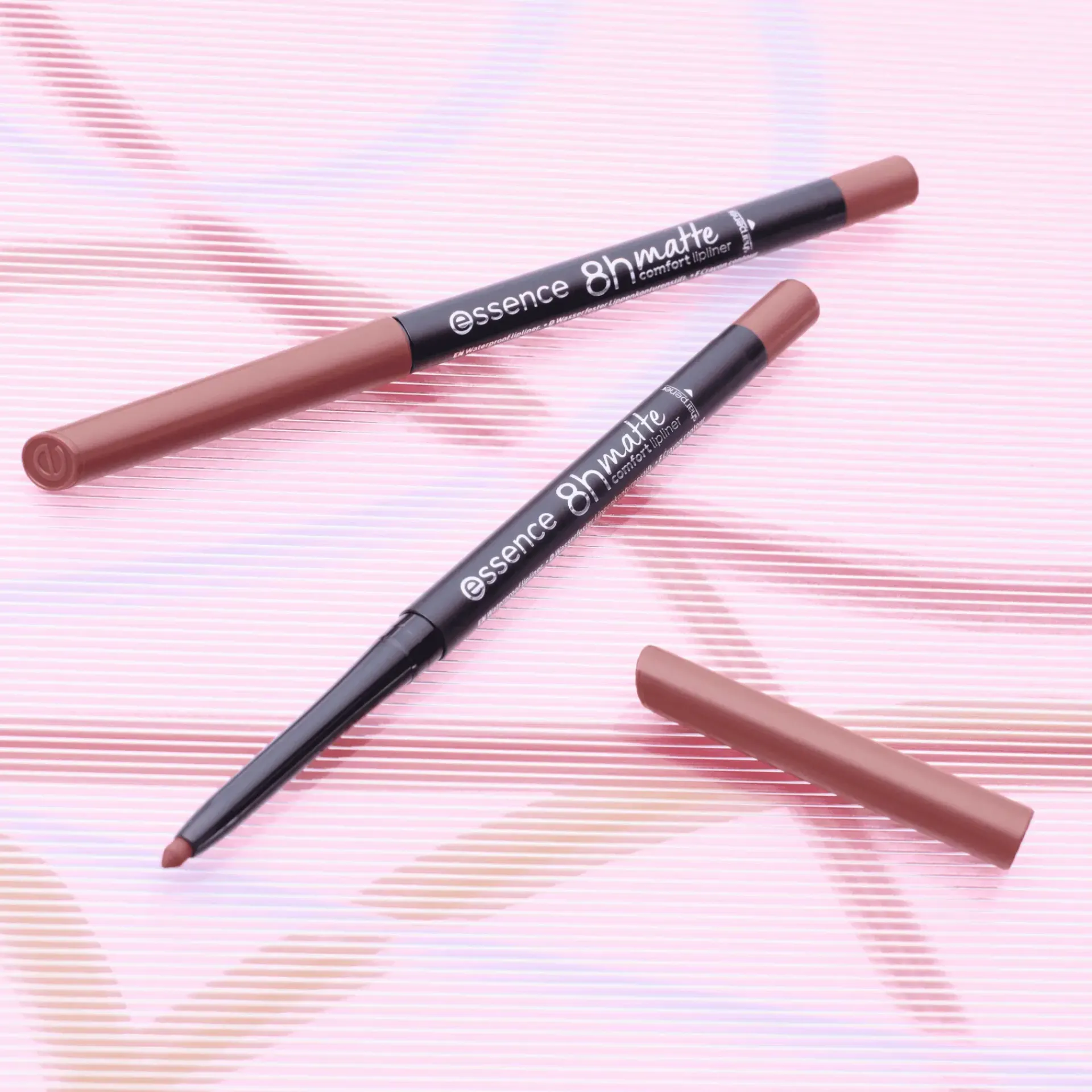 Essence Huulimeikit<8h matte comfort lipliner huultenrajauskynä 0,3 g
