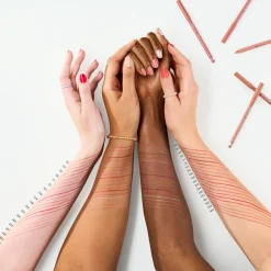 Essence Huulimeikit<soft & precise lip pencil huultenrajauskynä 0,78 g