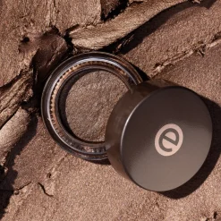 Essence Silmämeikit<voidemainen luomiväri 04