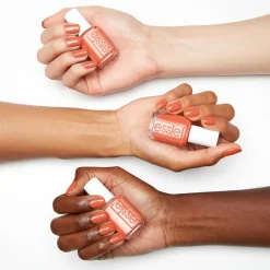 essie Kynsimeikit Ja Kynsienhoito<824 frilly lilies kynsilakka 13,5 ml