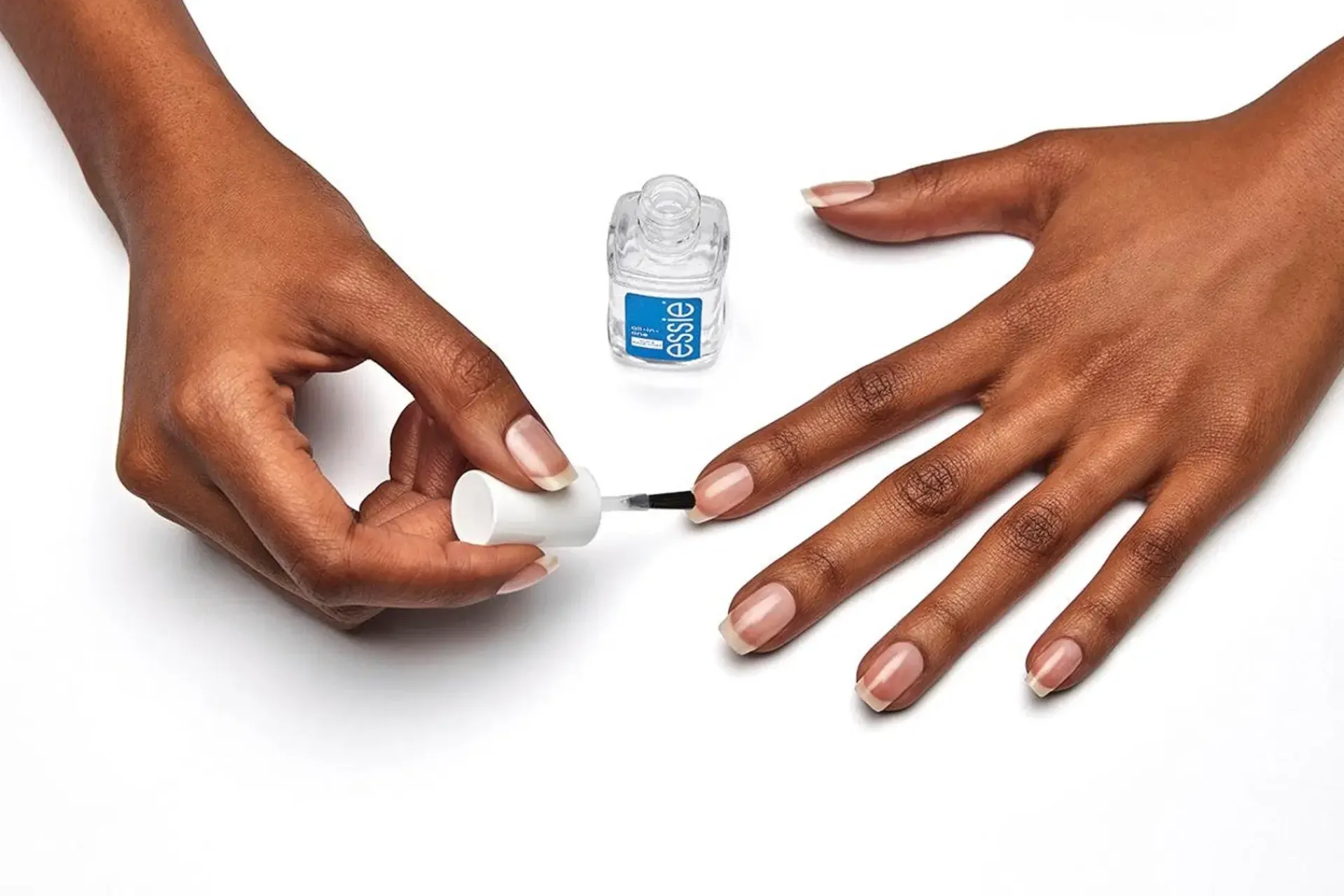 essie Kynsimeikit Ja Kynsienhoito<All-in-One -kynsihoitotuote 13,5ml