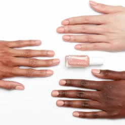 essie Kynsimeikit Ja Kynsienhoito<expr 00 crop top & roll kynsilakka 10ml
