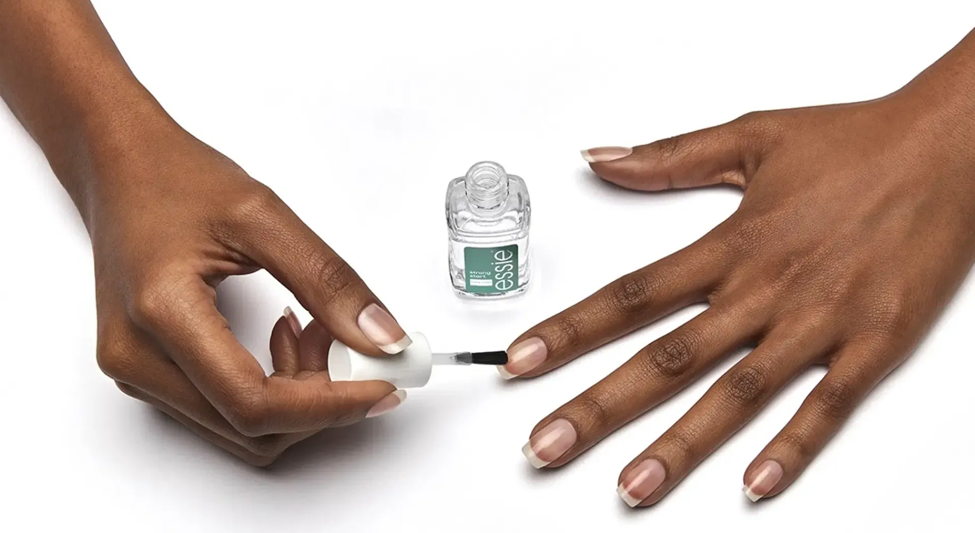 essie Kynsimeikit Ja Kynsienhoito<strong start -aluslakka 13,5ml