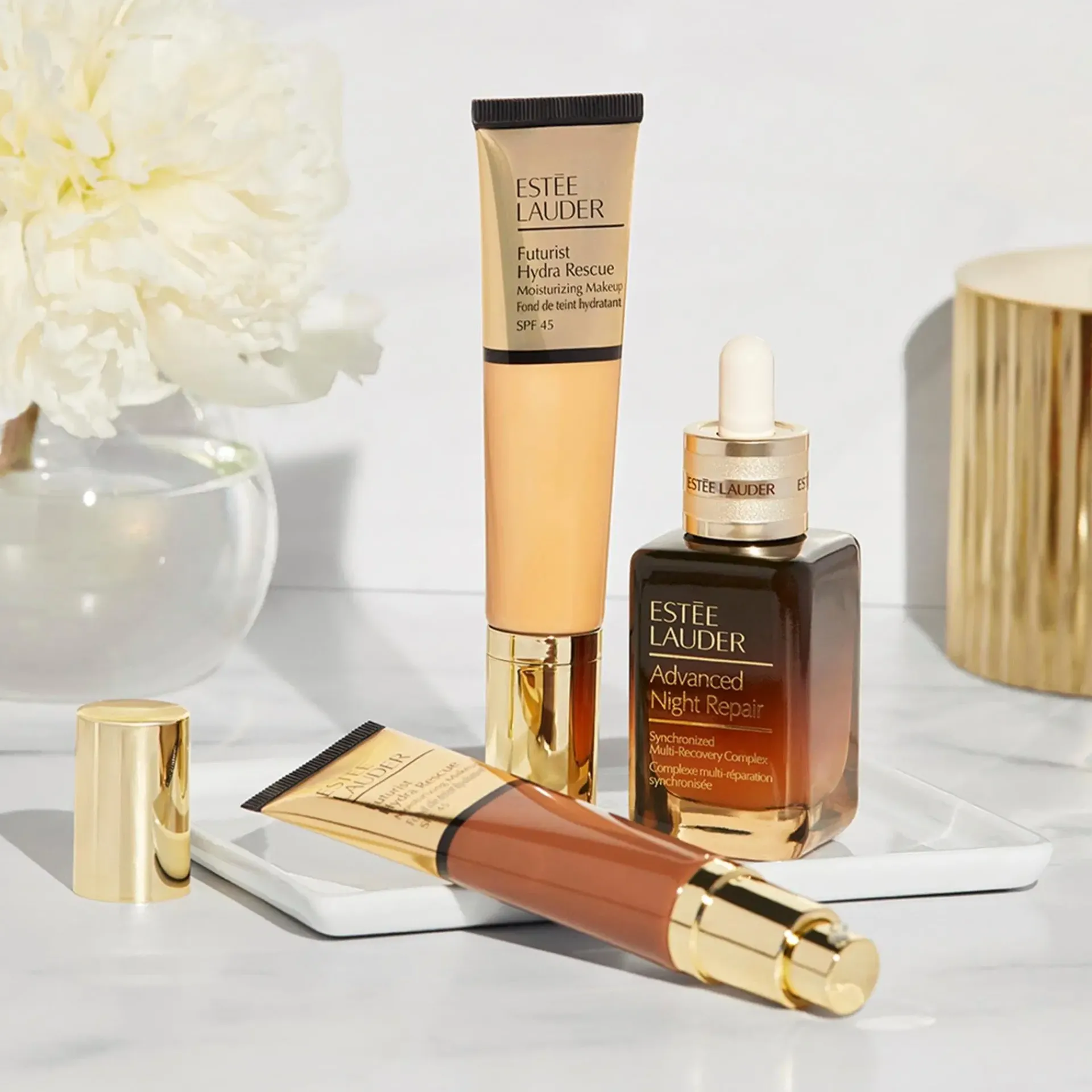 Estée Lauder Kasvomeikit<Futurist Hydra Rescue Moisturizing Makeup SPF 45 meikkivoide 35 ml