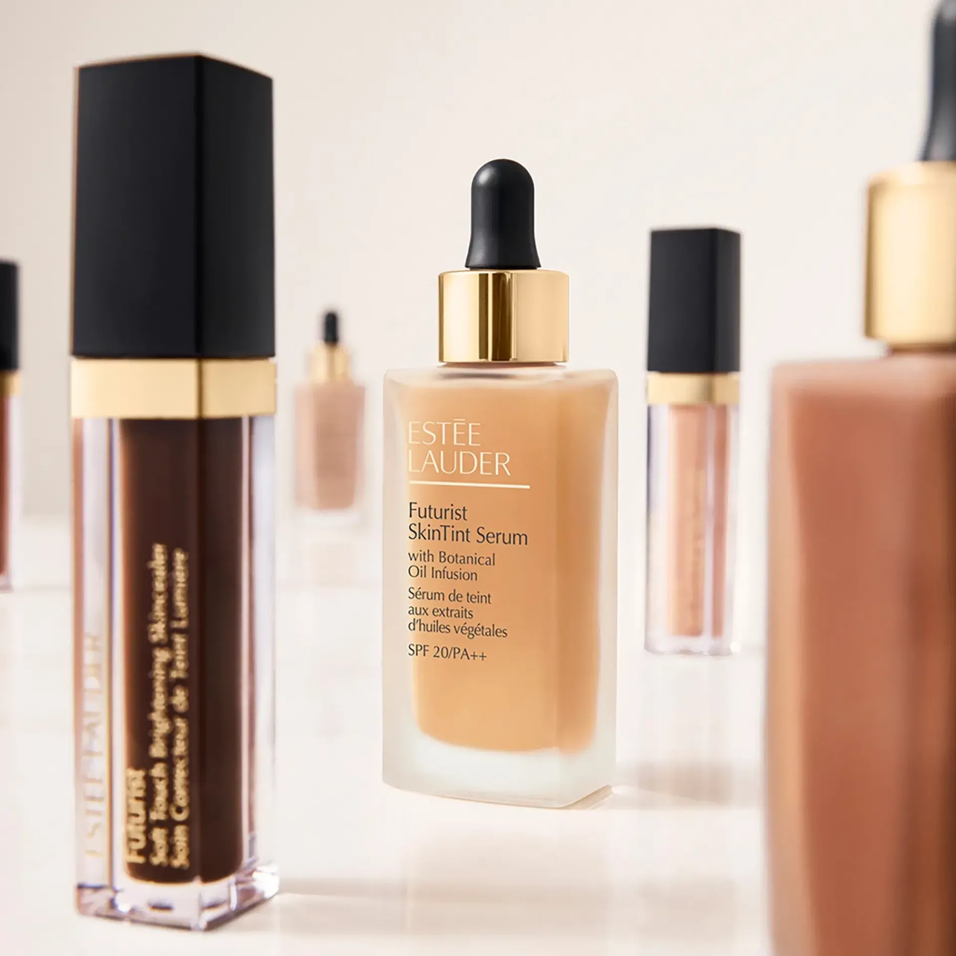 Estée Lauder Kasvomeikit<Futurist Skintint Serum SPF 20 meikkivoide 30 ml