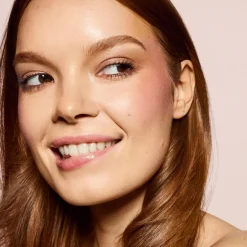 Fenty Beauty Kasvomeikit<Cheeks Out Freestyle Cream Blush voidemainen poskipuna 3 g