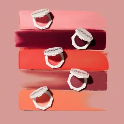 Fenty Beauty Kasvomeikit<Cheeks Out Freestyle Cream Blush voidemainen poskipuna 3 g