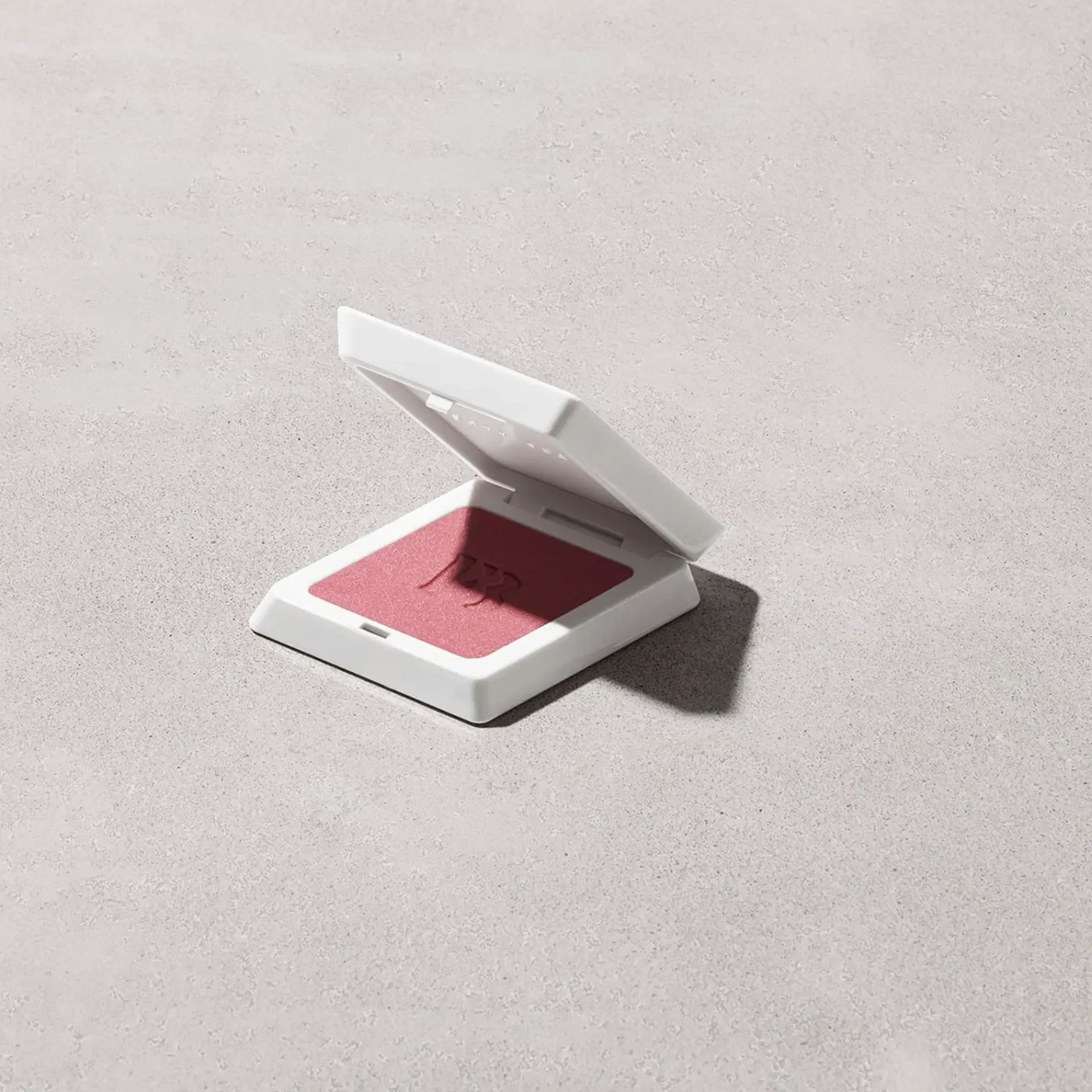 Fenty Beauty Kasvomeikit<Fenty Cheeks Suede Powder Blush poskipuna 4 g