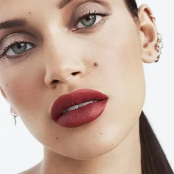 Fenty Beauty Huulimeikit<Icon Velvet Liquid Lipstick nestemäinen huulipuna 5,5 g