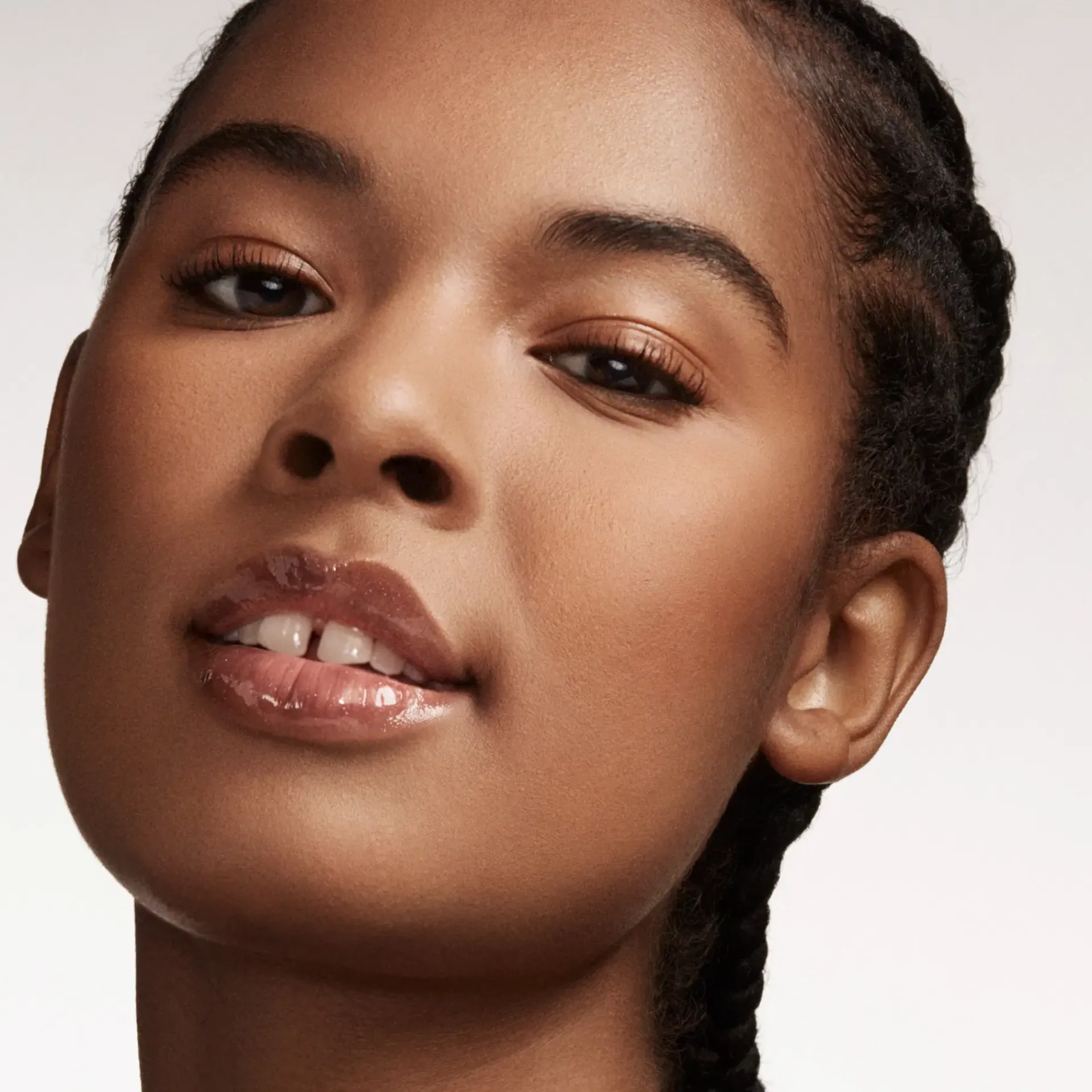 Fenty Beauty Kasvomeikit<Pro Filt'r Soft Matte Powder Foundation meikkipuuteri 9,1 g