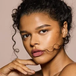 Fenty Beauty Kasvomeikit<Sun Stalk`r Instant Warmth Bronzer aurinkopuuteri 6,23 g