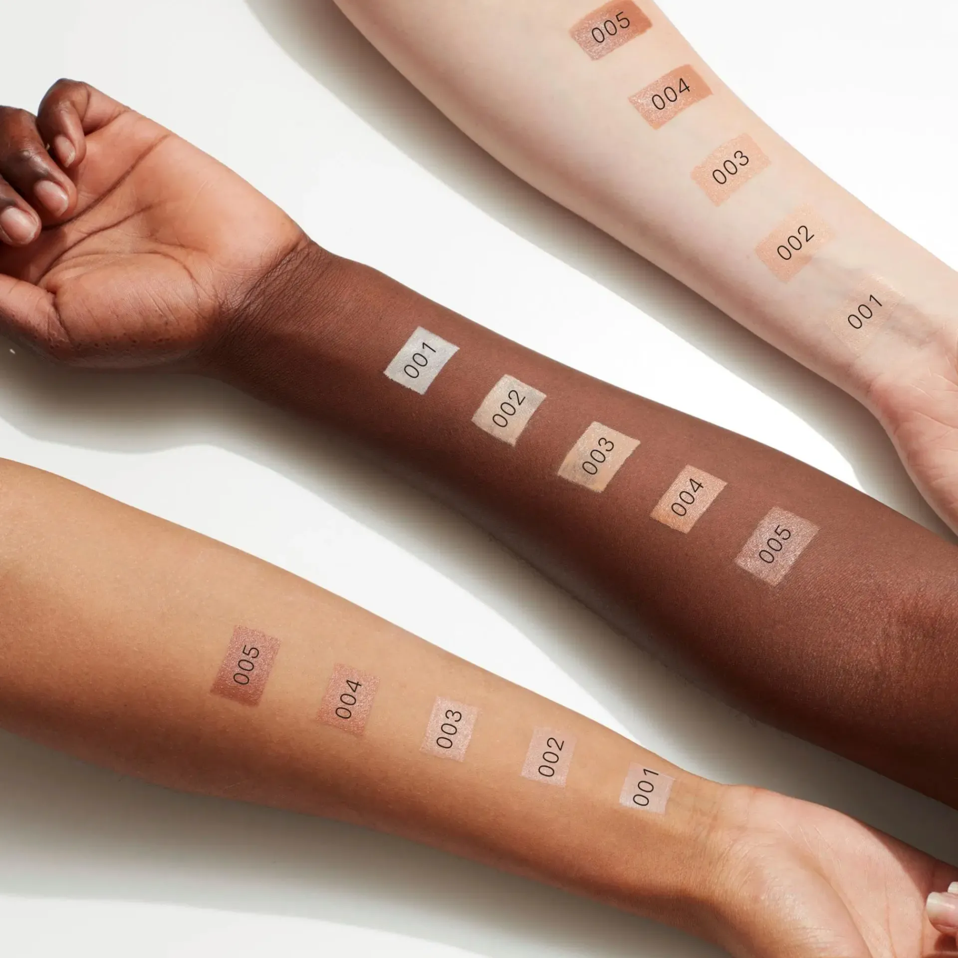 GOSH Hajusteettomat Meikit|Kasvomeikit<BB Cream BB-voide 30 ml