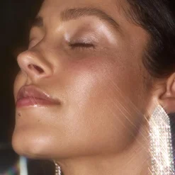GOSH Kasvomeikit<Glow Up ihon sävyn heleyttäjä 14 ml