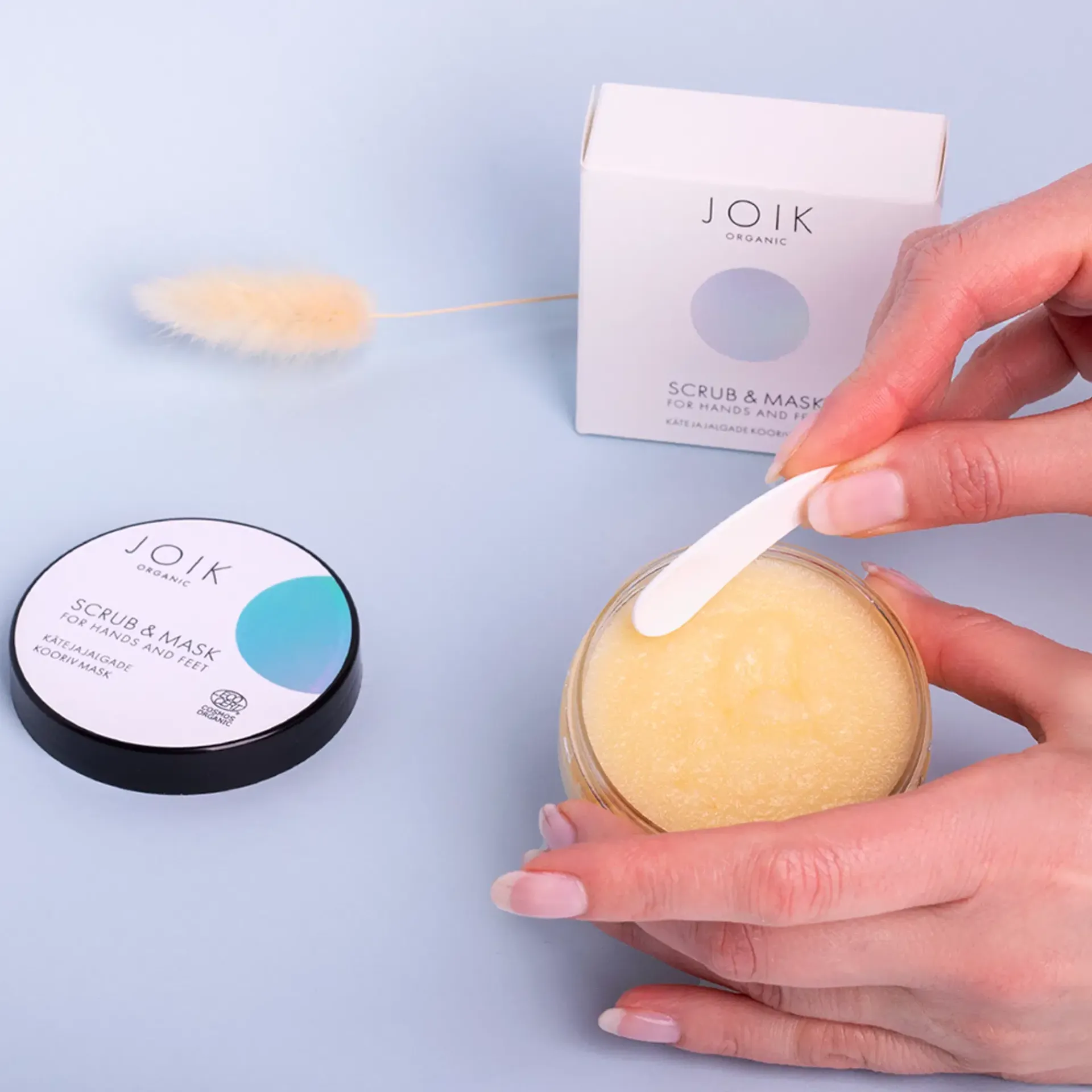 JOIK Organic Ihonhoito|Jalkojenhoito<Scrub & Mask kuorintanaamio käsille ja jaloille 75 g