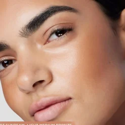 Laura Mercier Kasvomeikit<Tinted Moisturizer Bronzer voidemainen aurinkopuuteri 15 ml