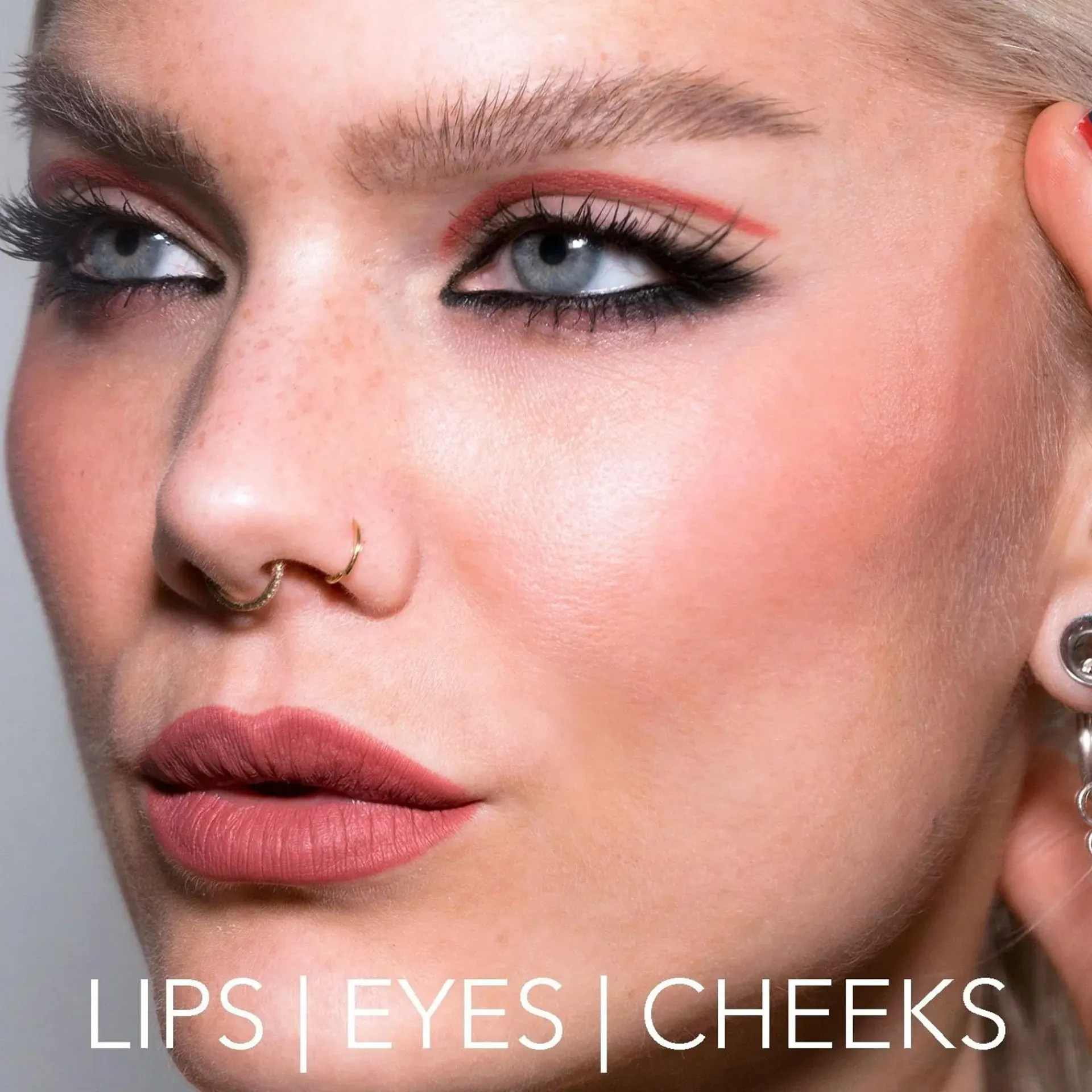 LH Cosmetics Silmämeikit<Crayon -monikäyttöinen rajauskynä 1,1 g