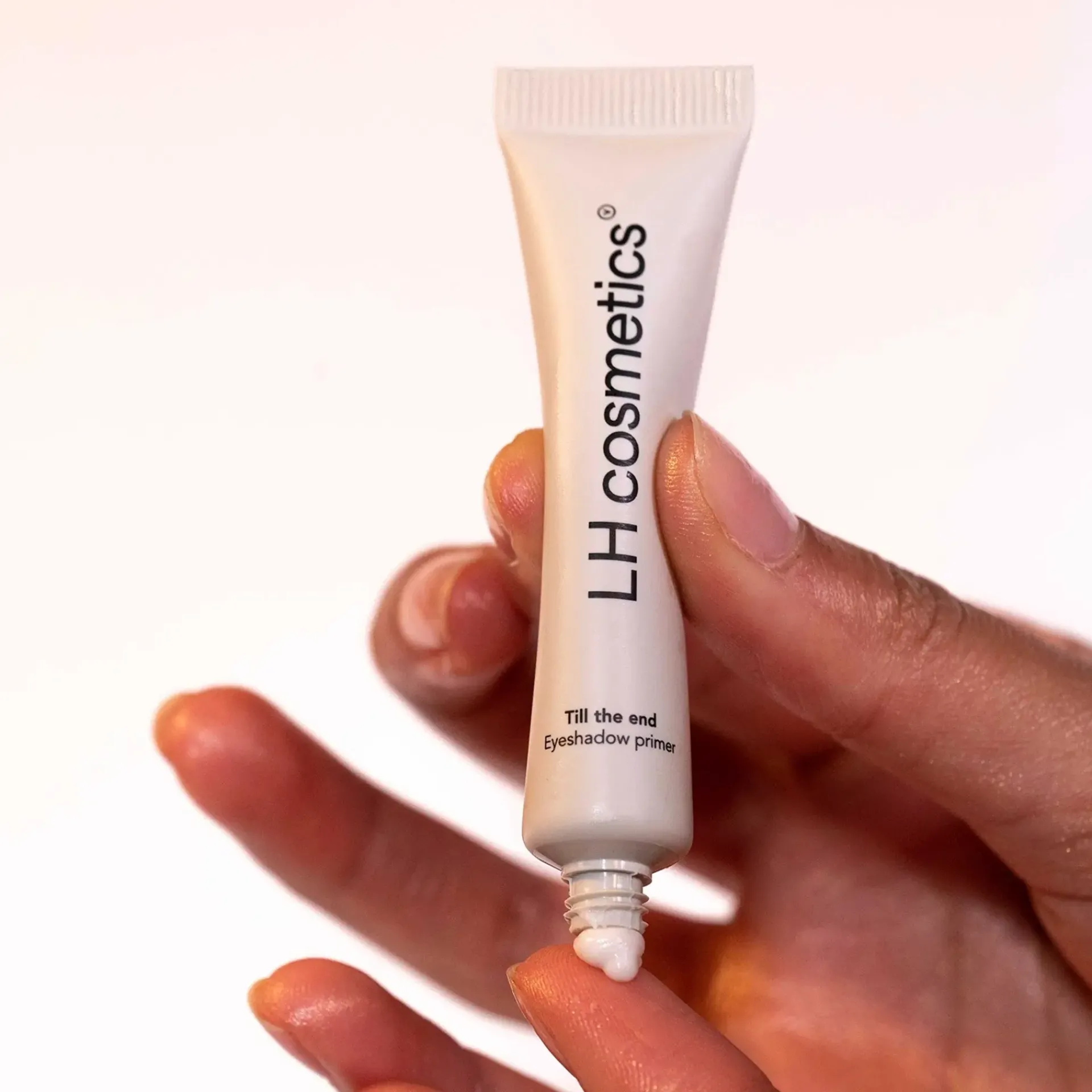 LH Cosmetics Silmämeikit<Till The End Eyeshadow Primer-luomivärin pohjustaja 7 ml