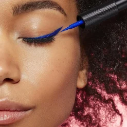 L'Oréal Paris Silmämeikit<Infaillible Grip Matte Liquid Liner 01 Ink nestemäinen silmänrajausväri 3ml
