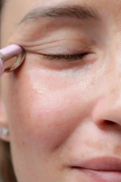 Lumene Ihonhoidon Tehoaineet|Kasvojenhoito<LUMO Kimmoisuutta lisäävä silmänympärysseerumi 10ml