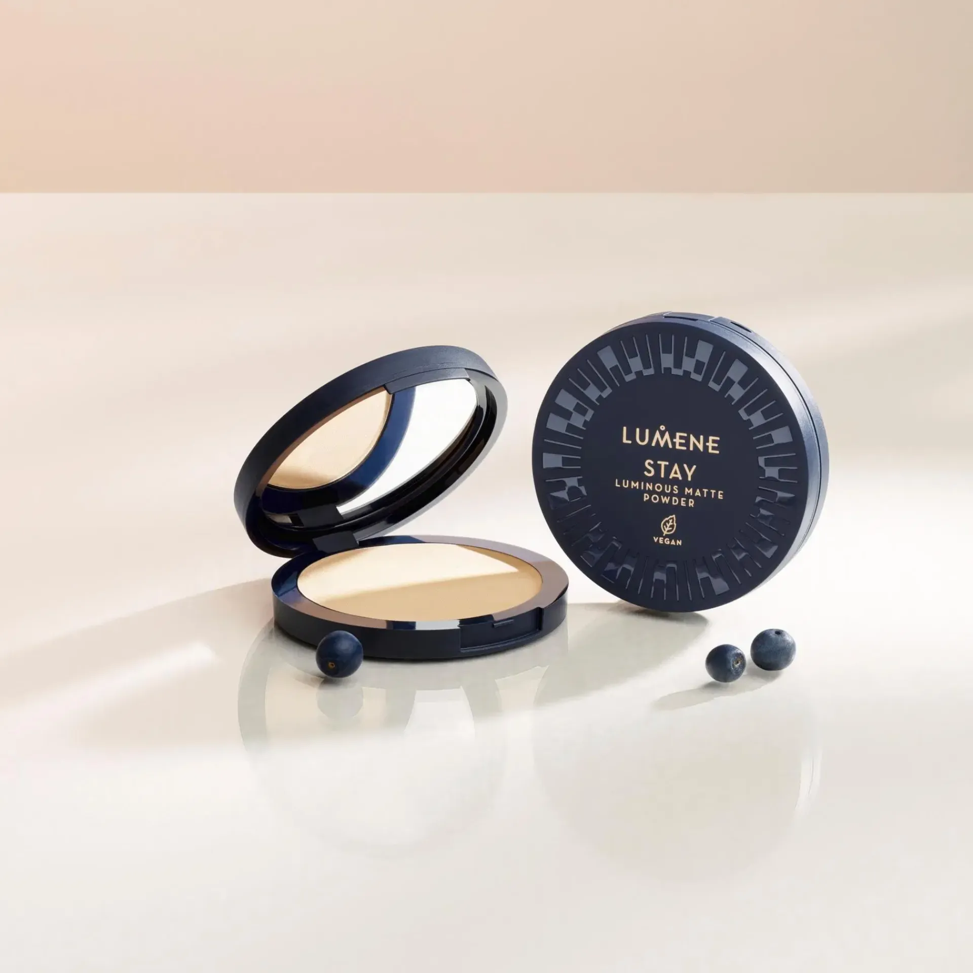 Lumene Kasvomeikit<Stay Luminous Matte puuteri 10 g