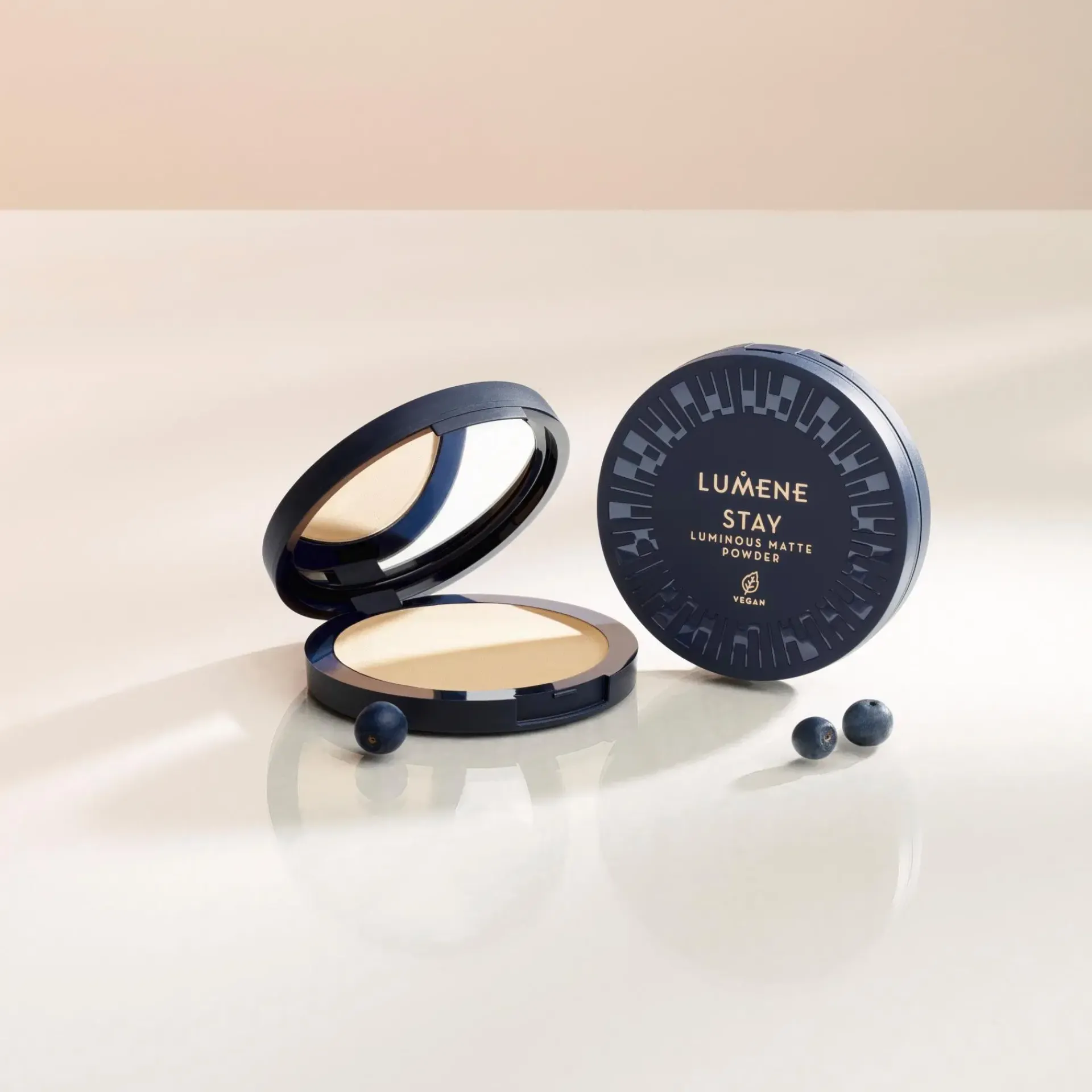 Lumene Kasvomeikit<Stay Luminous Matte puuteri 10 g