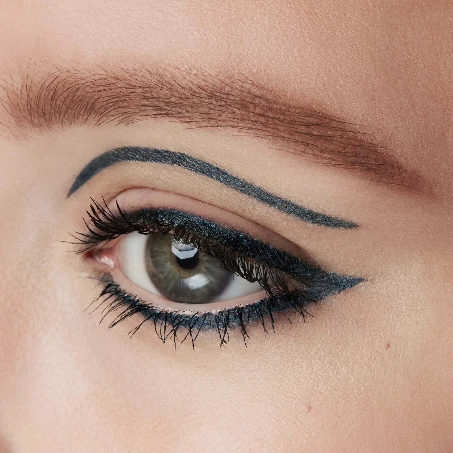 Mac Cosmetics Silmämeikit<MAC Colour Excess Gel Pencil Eye Liner silmänrajauskynä 0,35 g