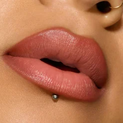 Mac Cosmetics Huulimeikit<Lipglazer Glossy Liner -huultenrajauskynä 0,25 g