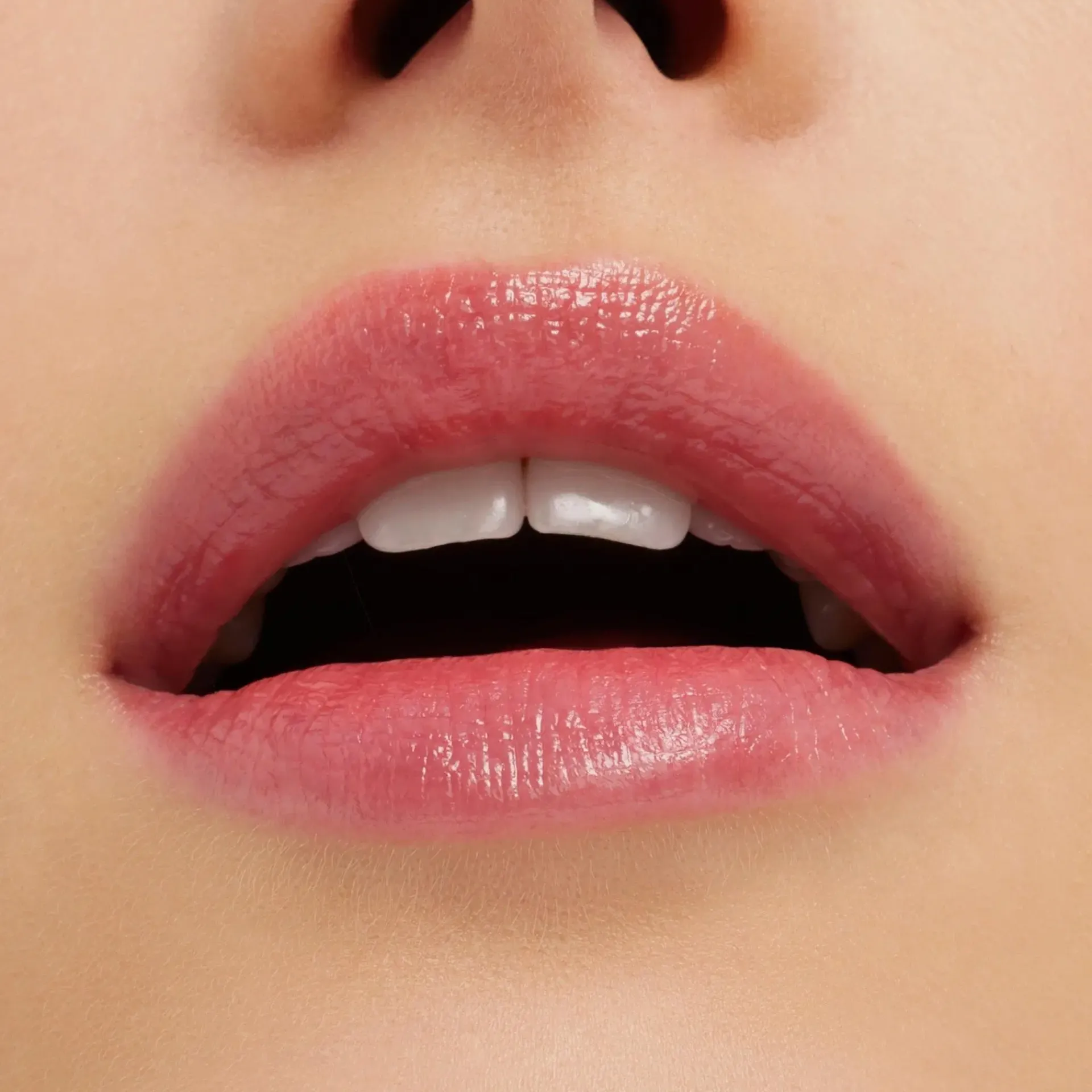 Mac Cosmetics Huulimeikit<MAC Glow Play Tendertalk Lip Balm huulivoide 3,14 g