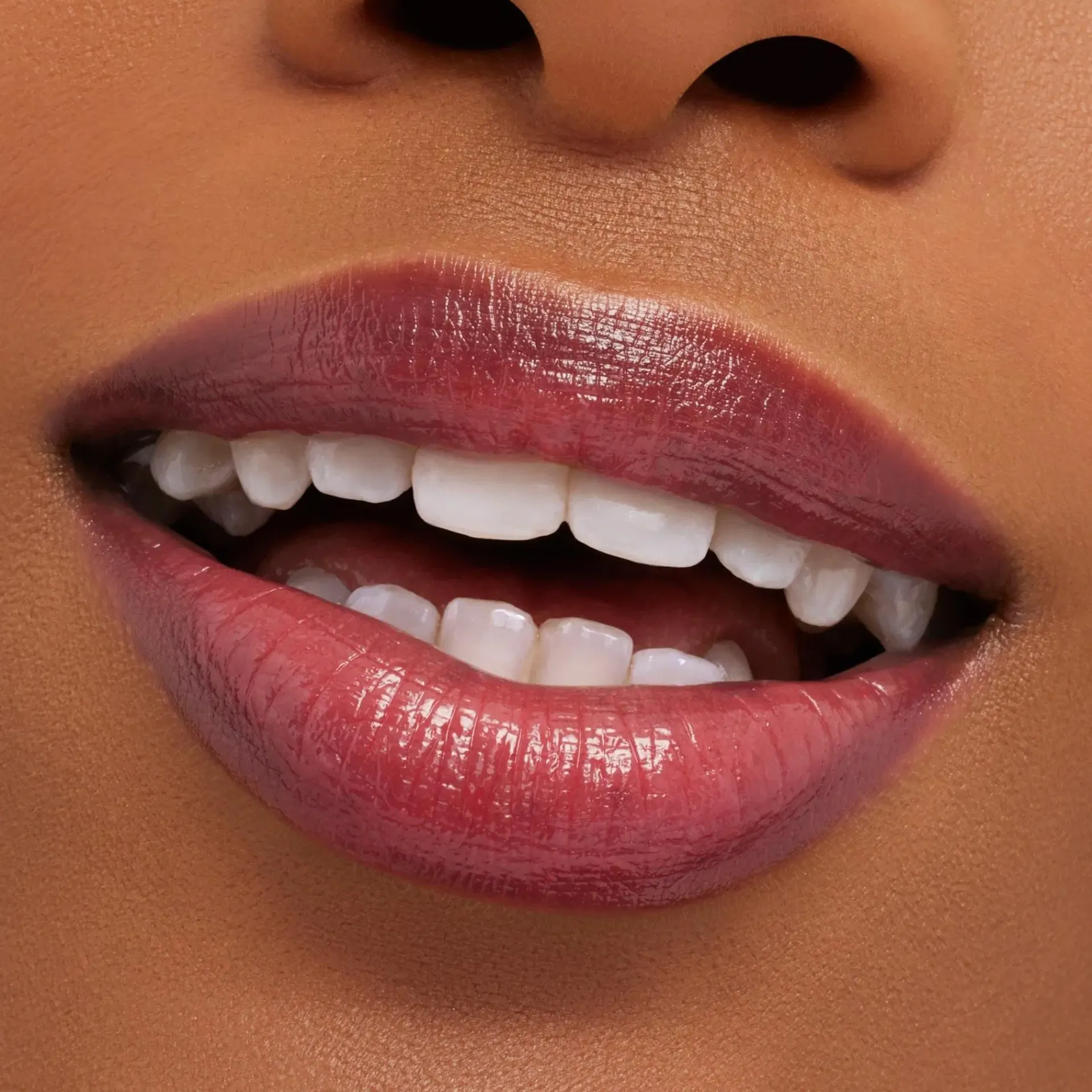 Mac Cosmetics Huulimeikit<MAC Glow Play Tendertalk Lip Balm huulivoide 3,14 g