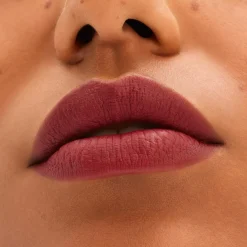 Mac Cosmetics Huulimeikit<MAC Locked Kiss 24Hr Lipstick huulipuna 1,8 g