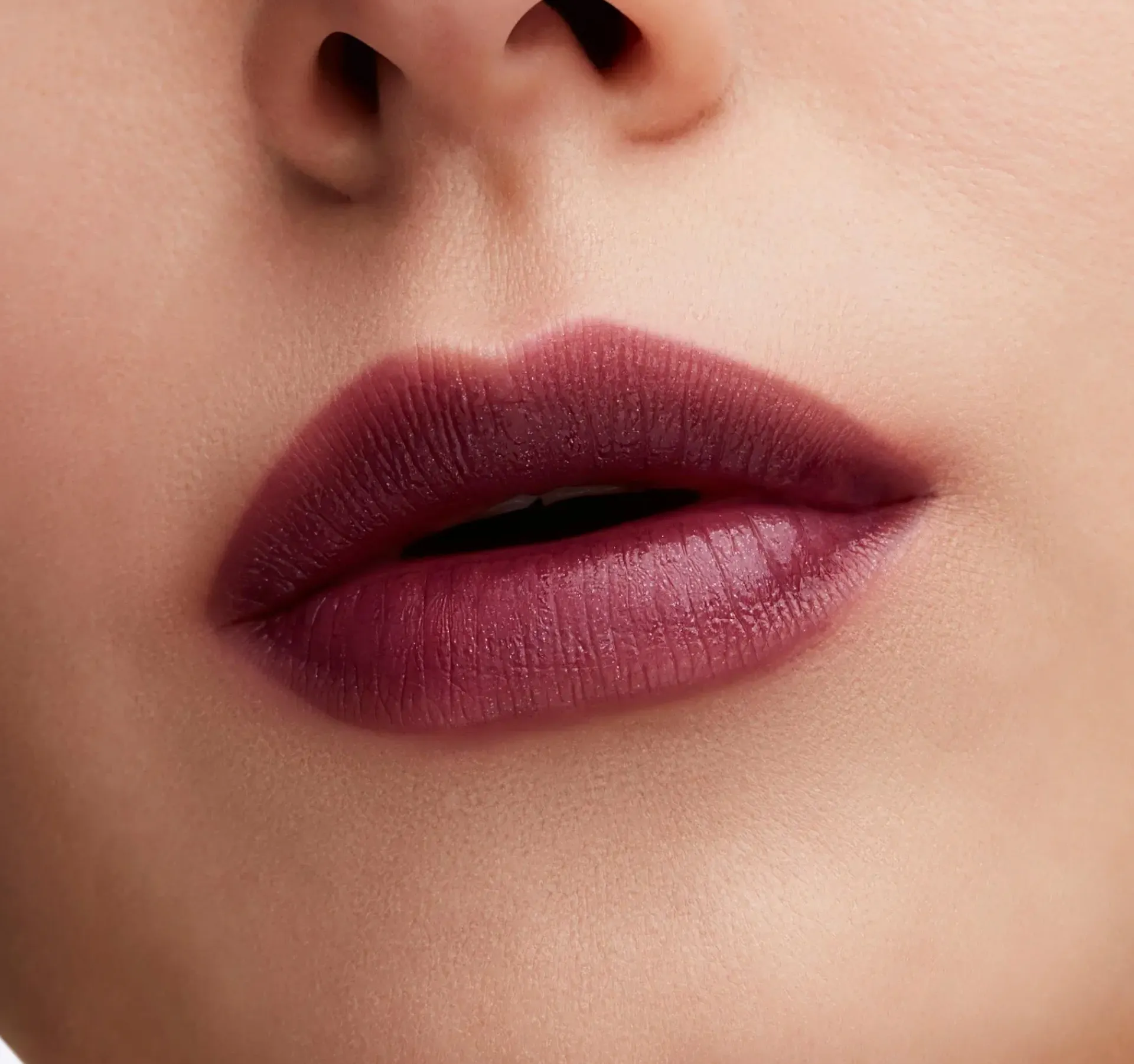 Mac Cosmetics Huulimeikit<MAC Lustreglass Lipstick huulipuna 3 g