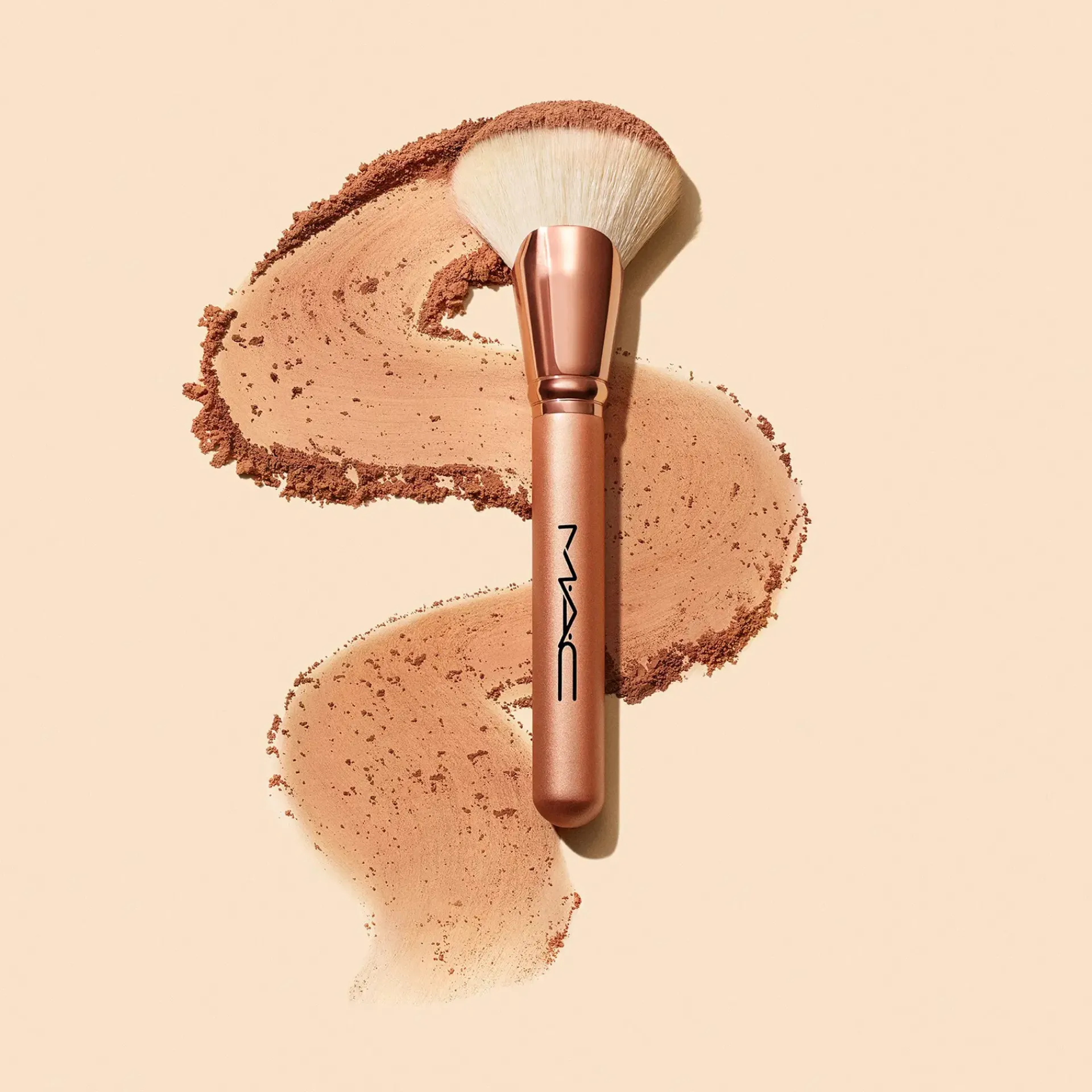 Mac Cosmetics Kasvomeikit<MAC Skinfinish Sunstruck Matte Bronzer aurinkopuuteri 8 g
