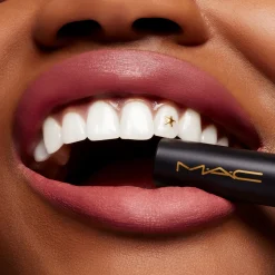 Mac Cosmetics Huulimeikit<MAC Velvet blur lipstick huulipuna 2g