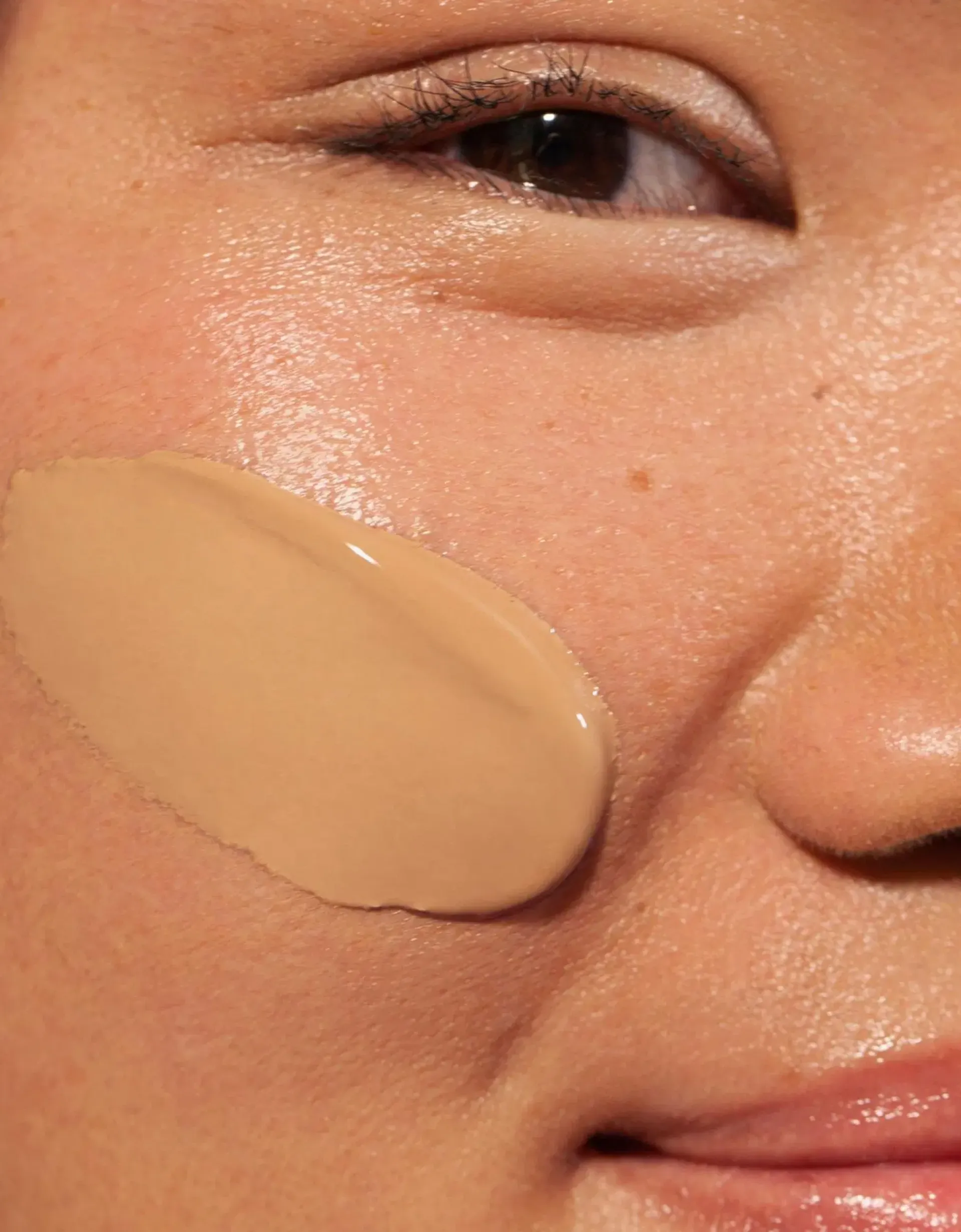 MÁDARA Meikit|Kasvomeikit<Madara Skinonym Semi-Matte Peptide Foundation Peptidimeikkivoide 30 ml